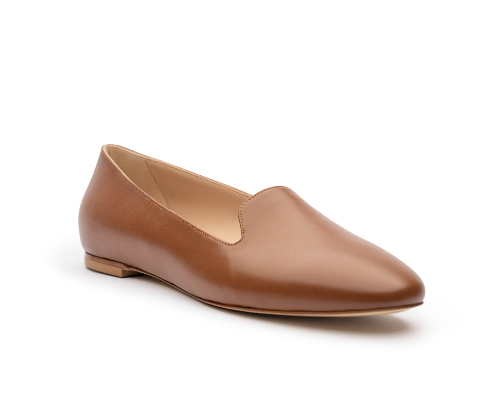 Women's nude loafers. Women's flats. Office flats. Office loafers. Causal shoes. Italian leather. Tan Brown loafers.