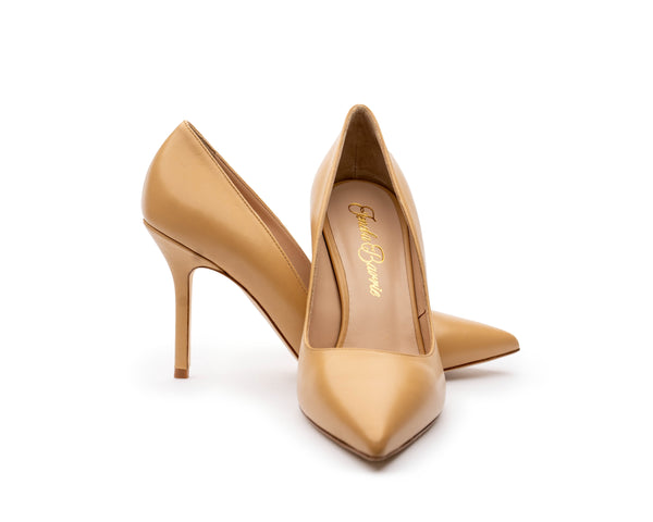Brown tan high heels hi-res stock photography and images - Alamy